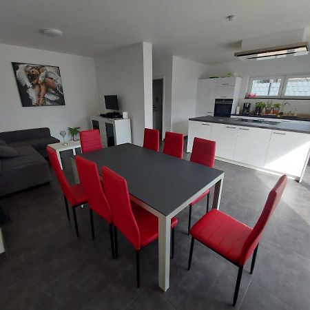 Lovely 2 Bedrooms Of Totally 30 M2 With Private Balcony Vichten Buitenkant foto