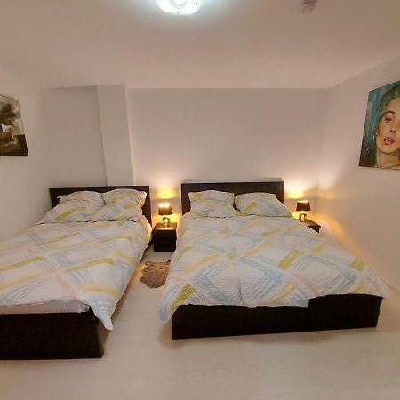 Lovely 2 Bedrooms Of Totally 30 M2 With Private Balcony Vichten Buitenkant foto
